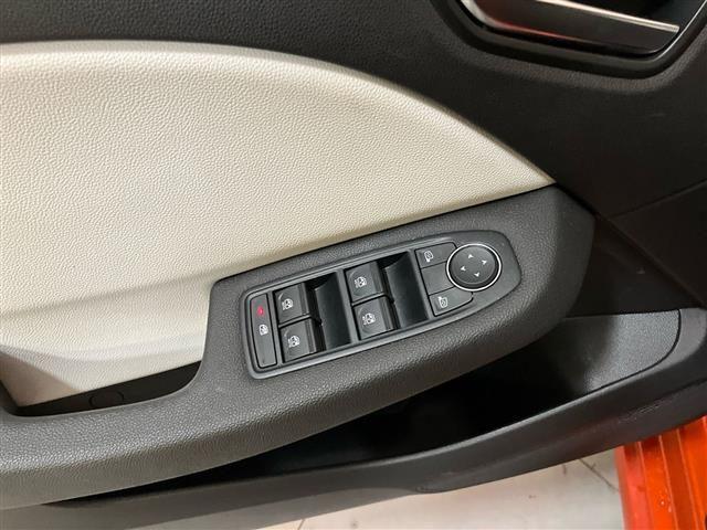 RENAULT Clio 5 Porte 1.6 E-Tech full hybrid 145cv Techno A