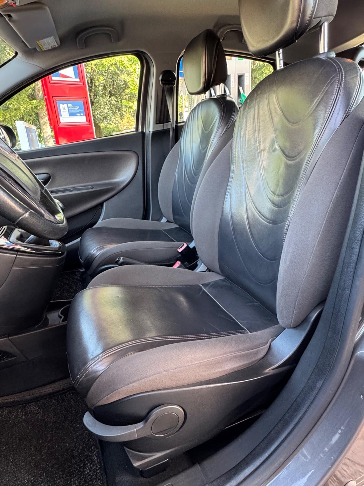 Lancia Ypsilon 1.3 MJT 16V 95 CV 5 porte S&S Platinum