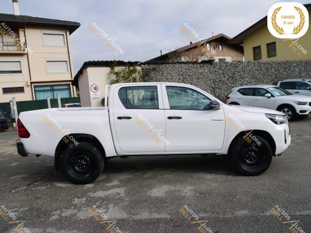 TOYOTA Hilux 2.4 D-4D 4WD 4 porte Double Cab Comfort (iva escl)