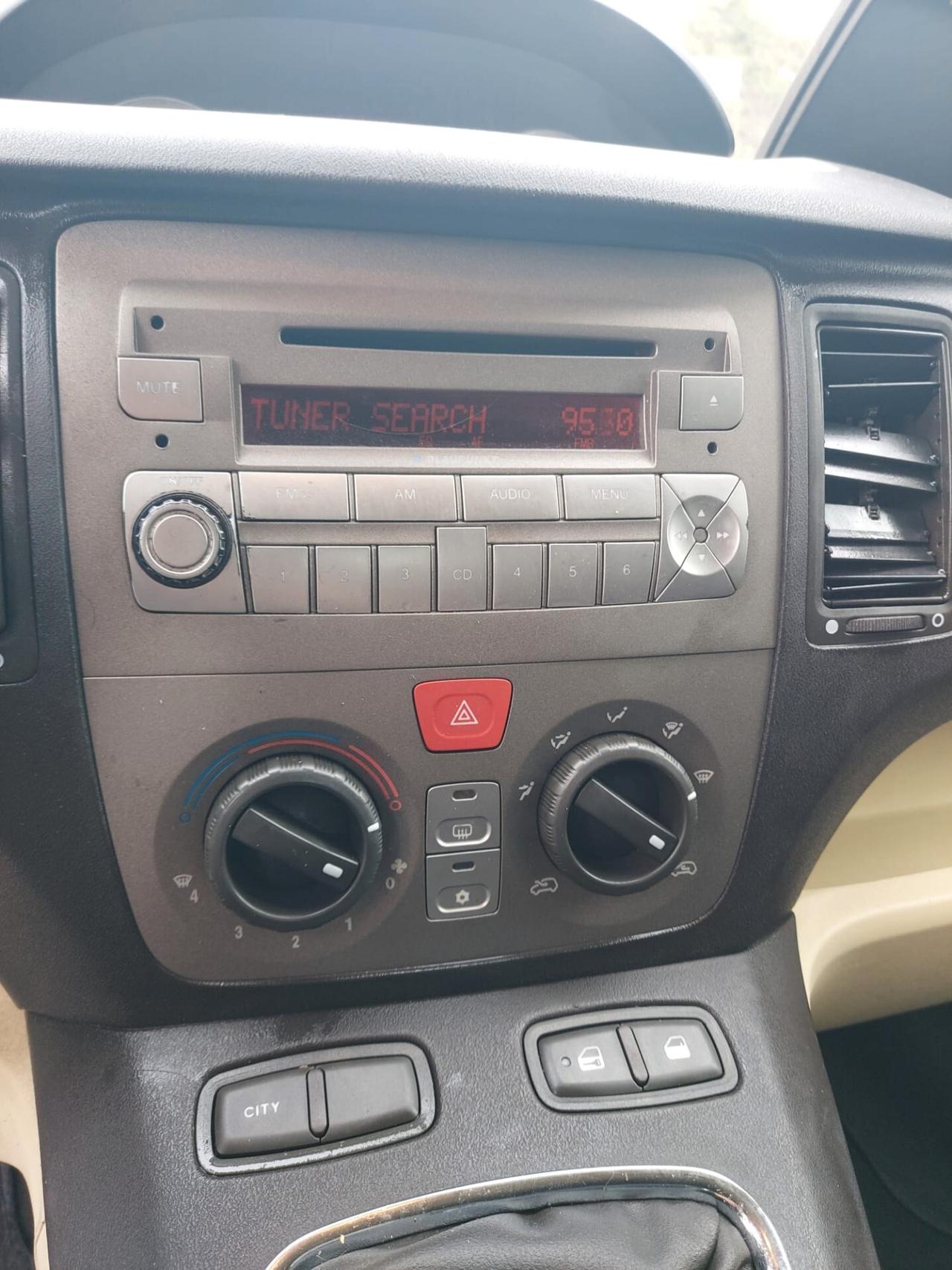 Lancia MUSA 1.3 Multijet 16V Platino 75CV EURO4