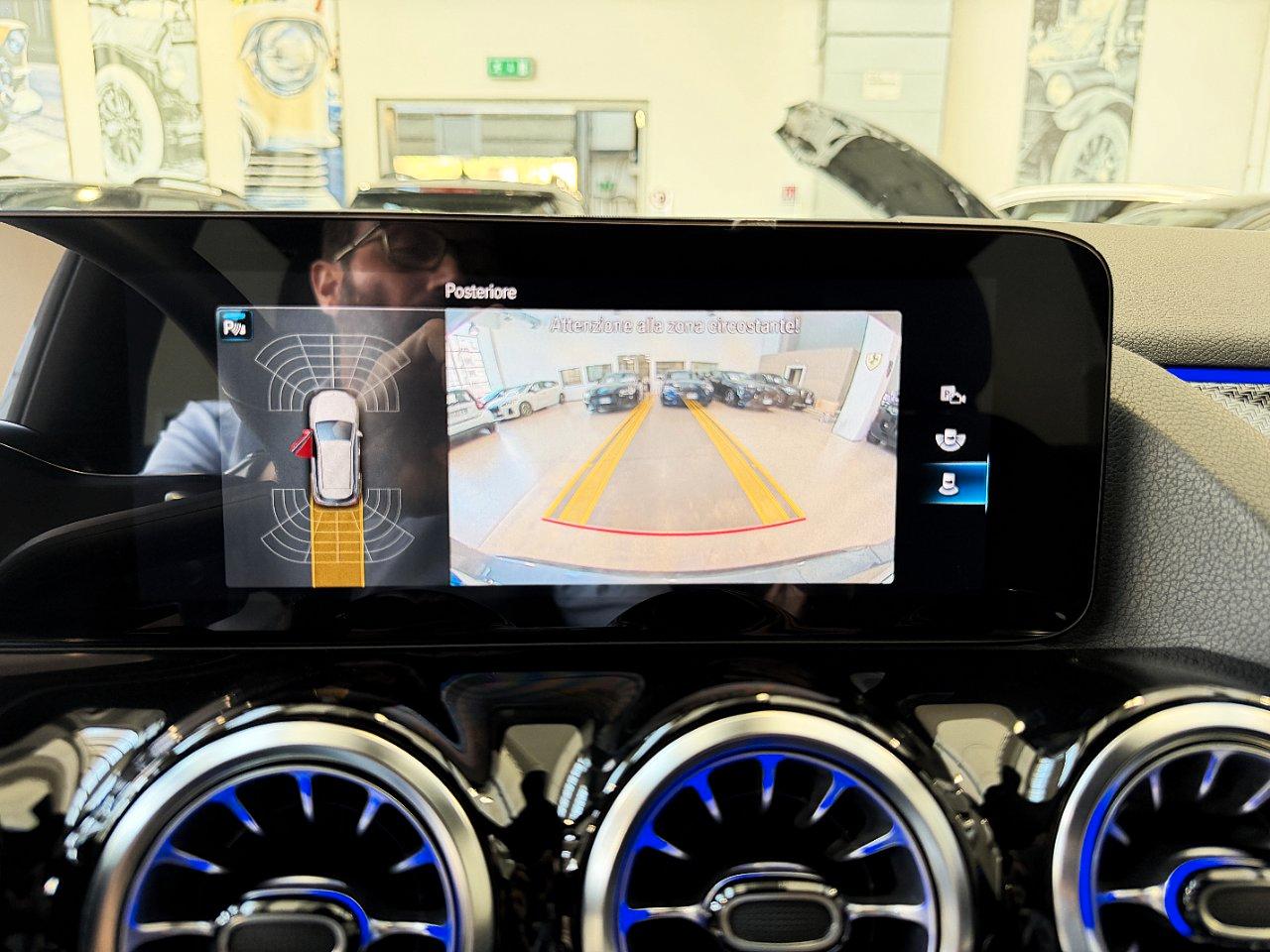 Mercedes B 200 D Premium AMG Auto-LED-18"-Camera-Carplay-Pack Luci