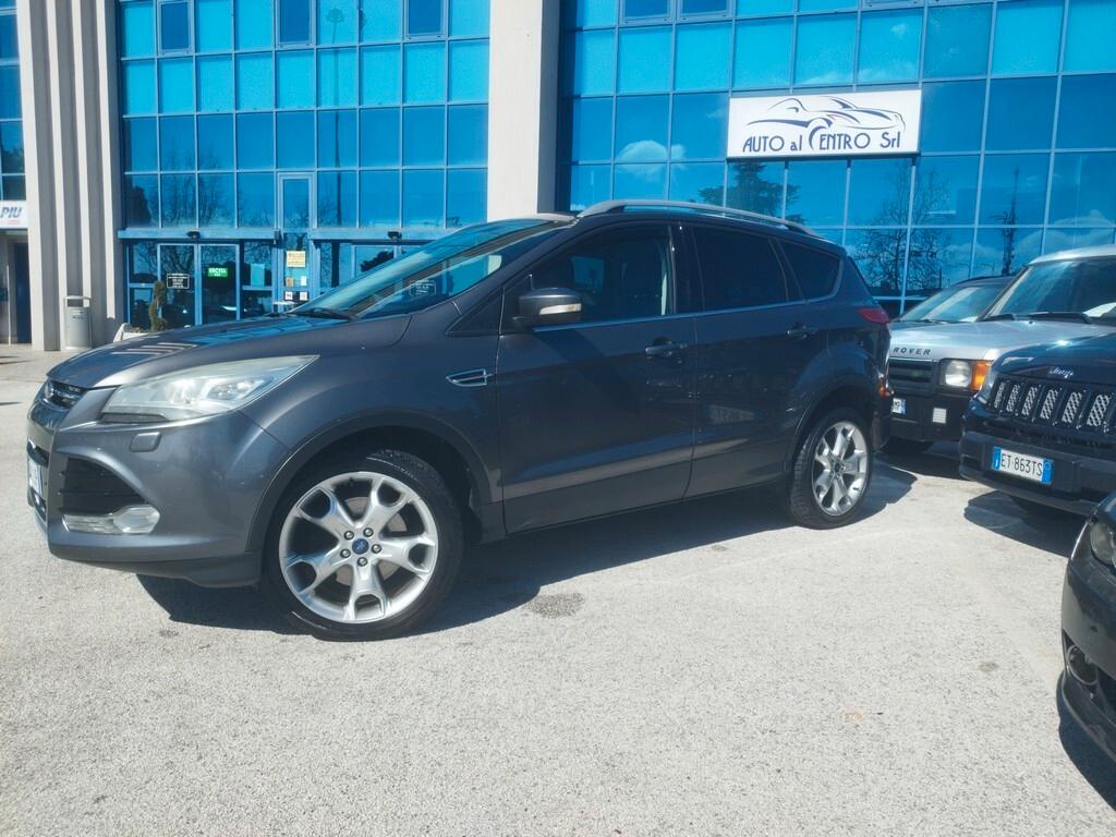 Ford Kuga 2.0 TDCI 163 CV 4WD Powershift Titanium