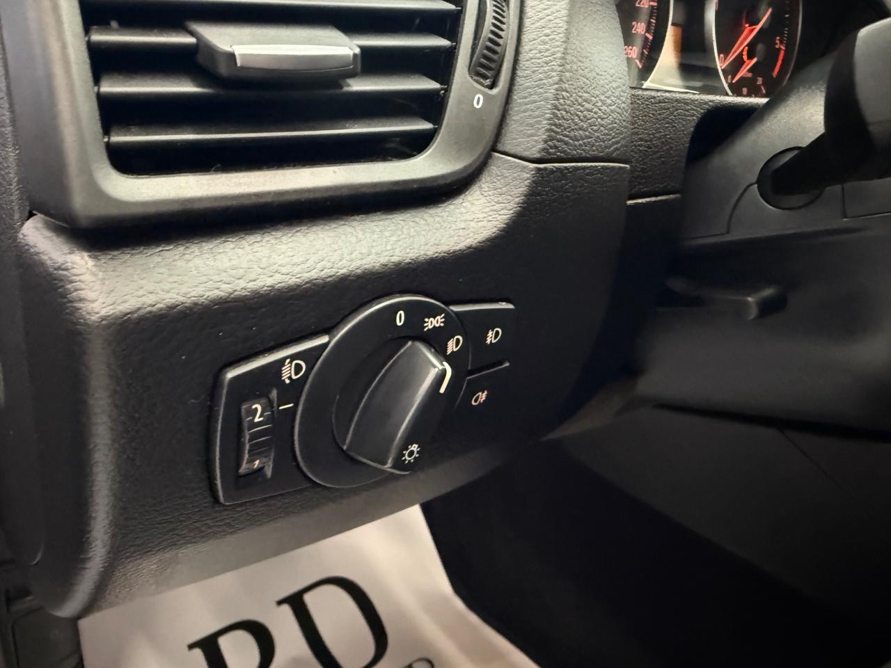 BMW X1 sdrive18d Futura automatica