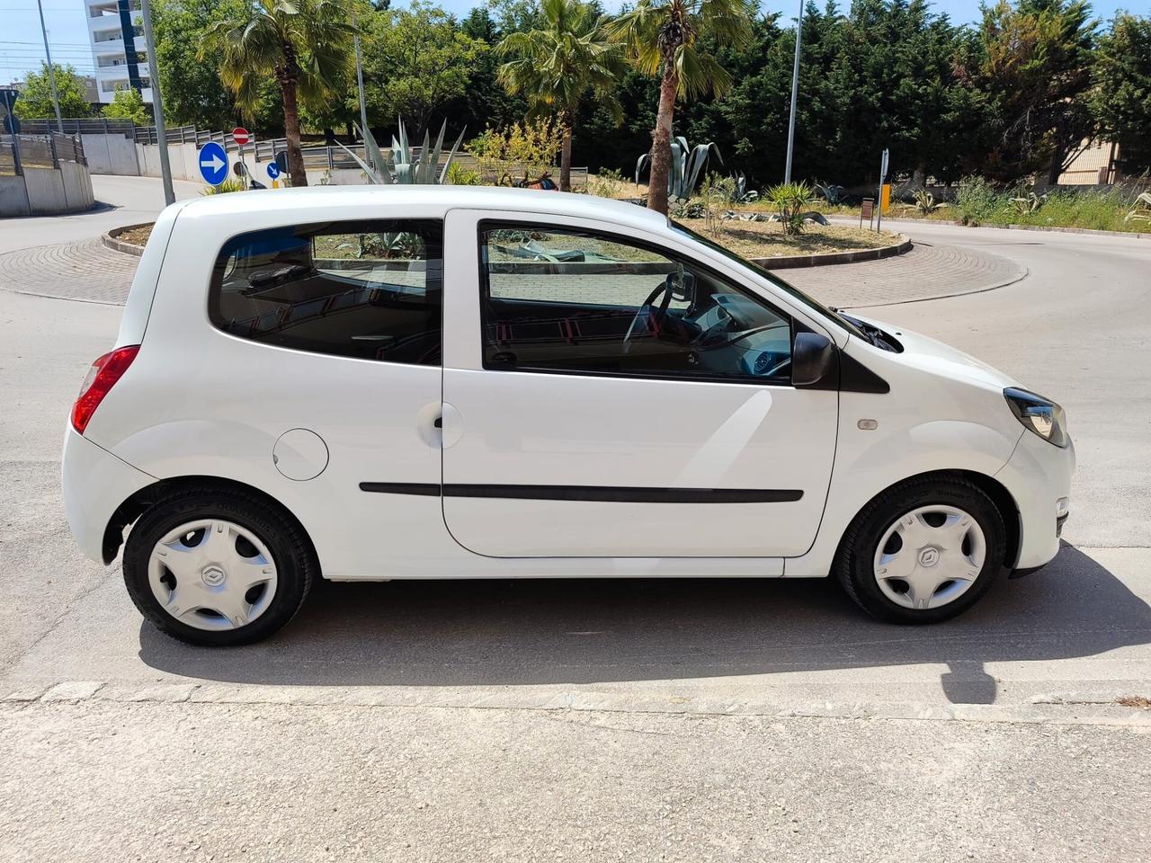 Renault Twingo 1.2 BENZINA 2013!!!