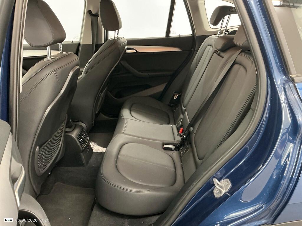 BMW X1 16D 115CV STEPTRONIC S-DRIVE BUSINESS ADVANTAGE ( CRUISE - PELLE - NAVI - PARK ASSISTANT - TELECAMERA POST. - CERCHI 17 )