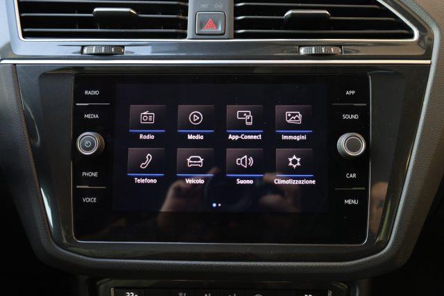 VOLKSWAGEN Tiguan 2.0 TDI Sport R-LINE 19" Full LED ACC Radar