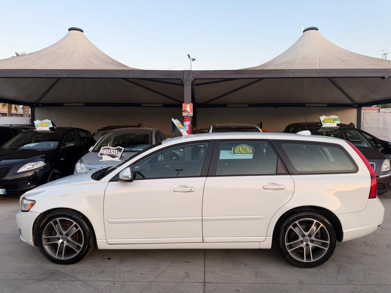 Volvo V50 1.6 DIESEL 2011 - CERCHI IN LEGA