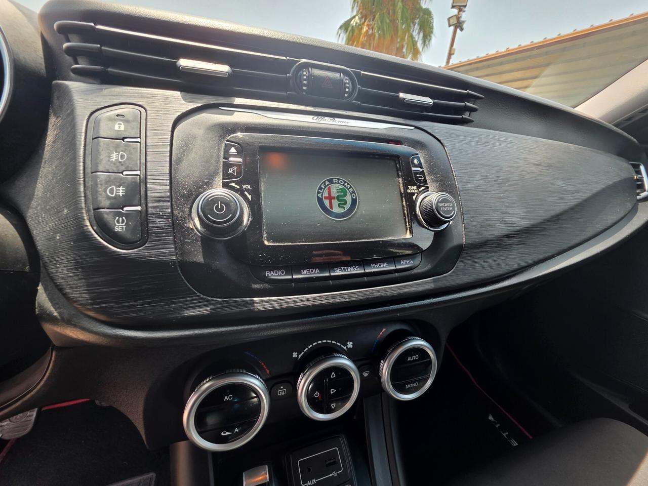 Alfa Romeo Giulietta 1.6 JTDm 120 CV Business