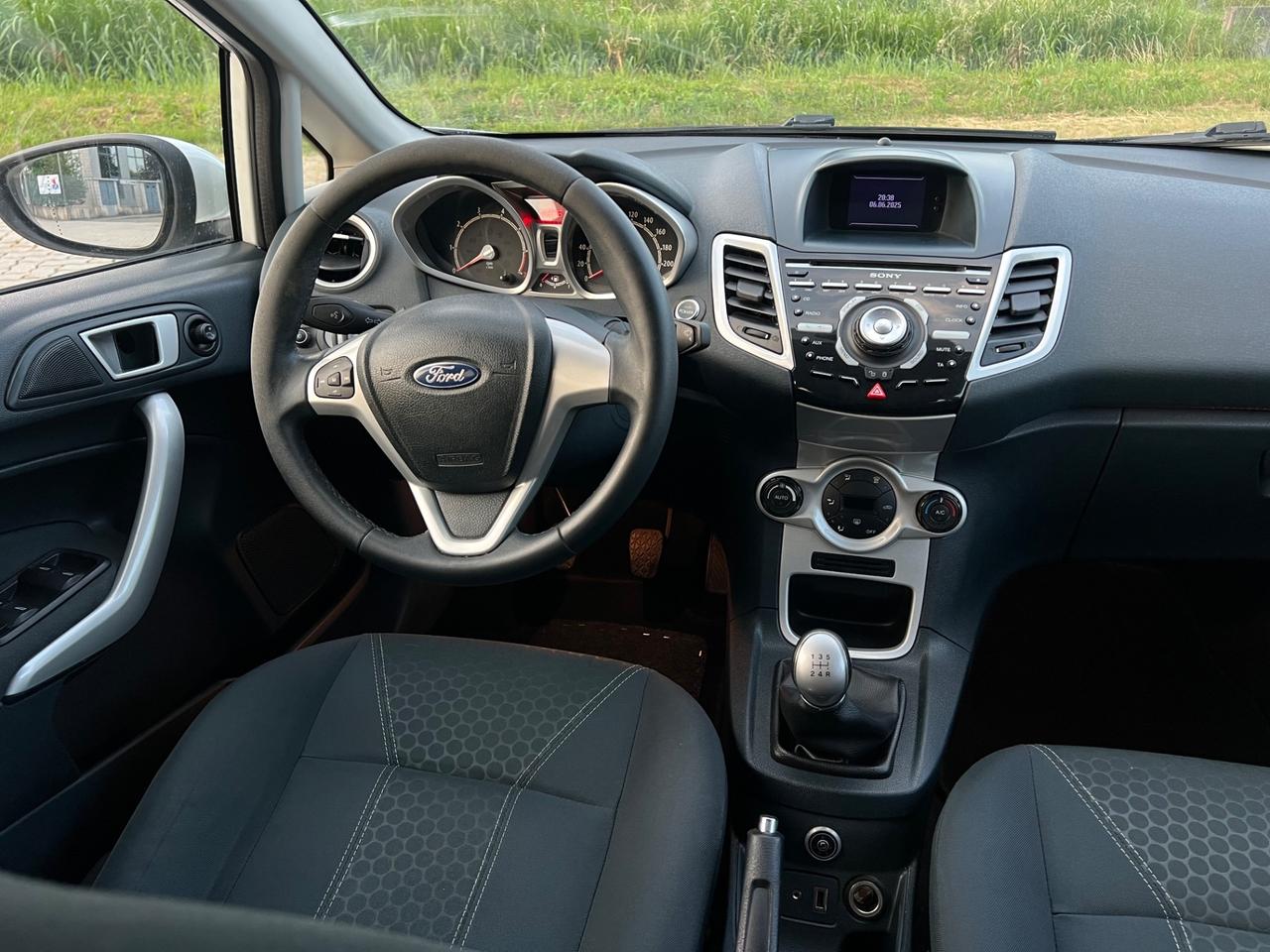 Ford Fiesta 1.4 5 porte Bz.- GPL Titanium