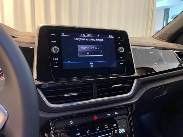 VOLKSWAGEN T-Roc 1.5 TSI R-Line LED Plus ACC Park Assist AppConnect