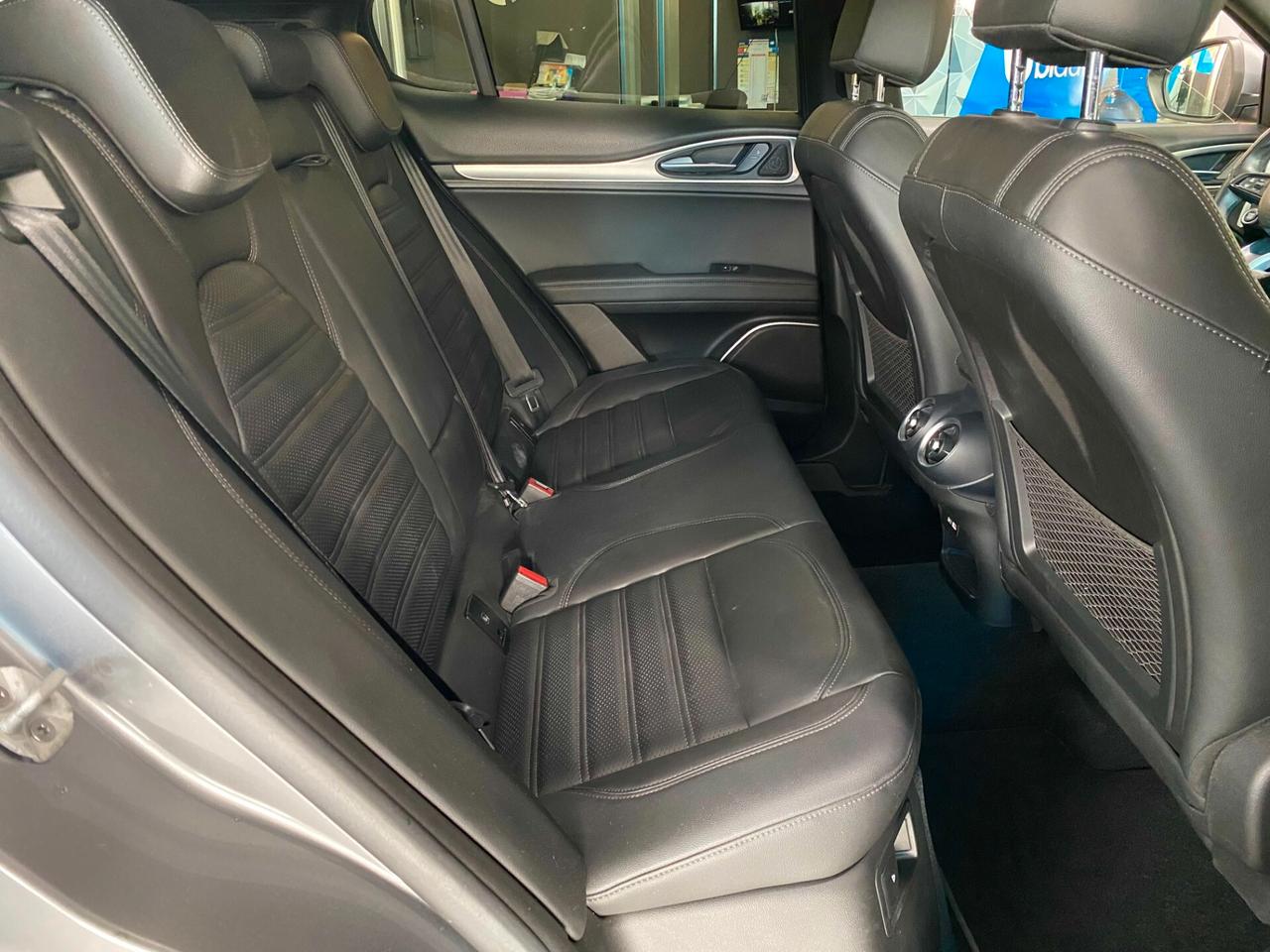 Alfa Romeo Stelvio 2.2 Turbodiesel 210 CV AT8 Q4 Veloce-12/2020