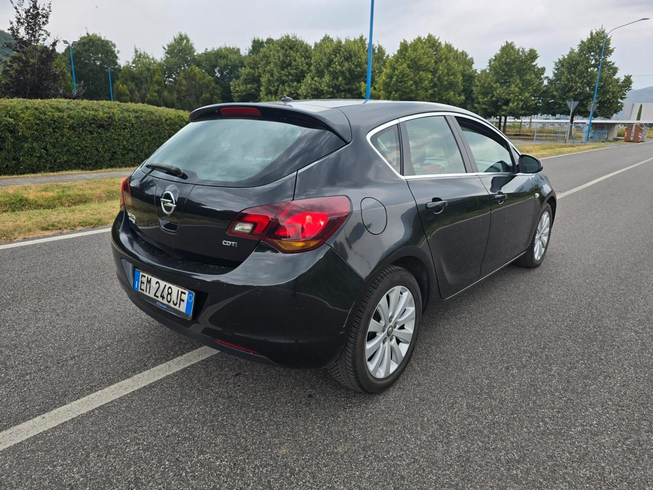 OPEL ASTRA 1.7 DTI COSMO "OK PER NEOPATENTATI"