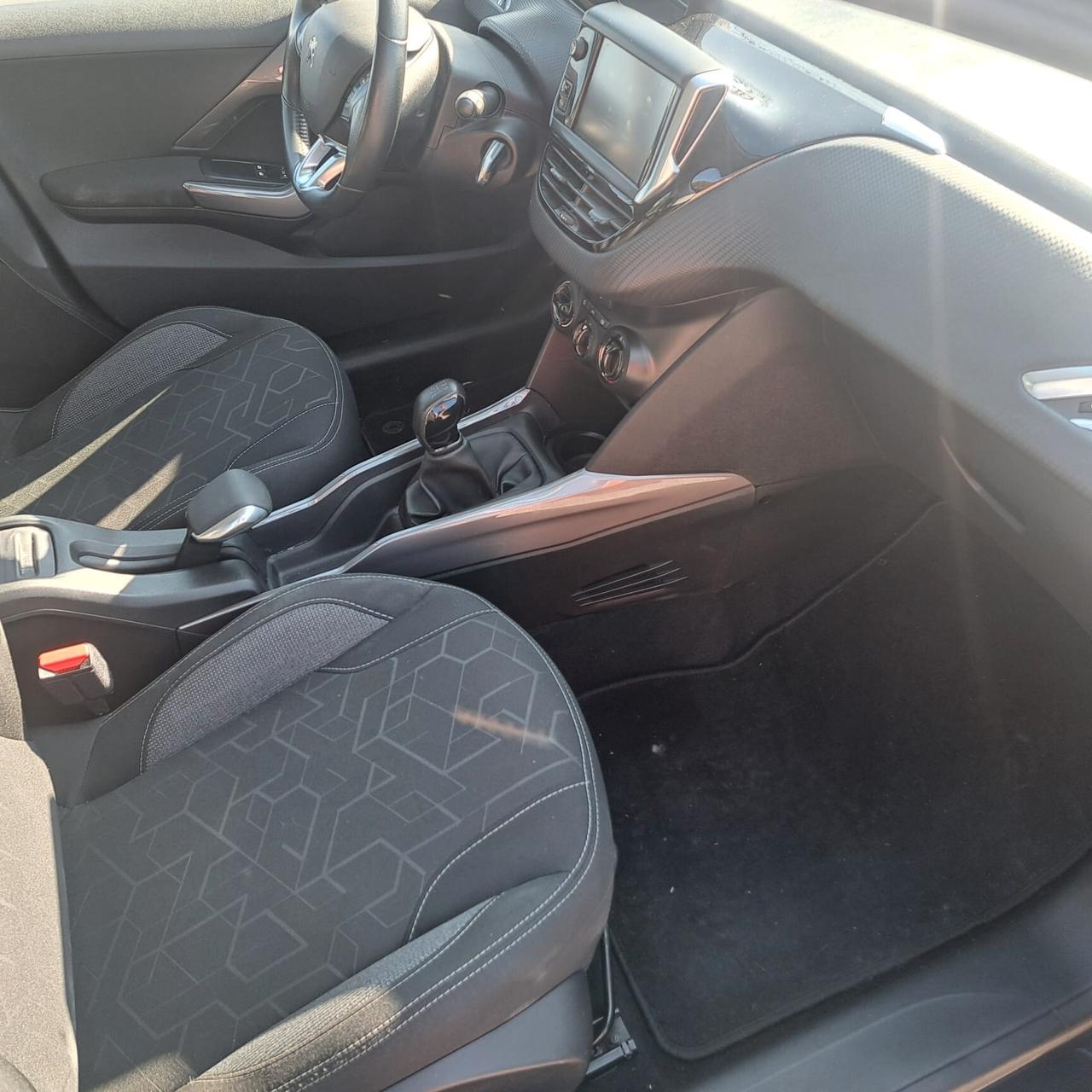 Peugeot 2008 BlueHDi 100 Active