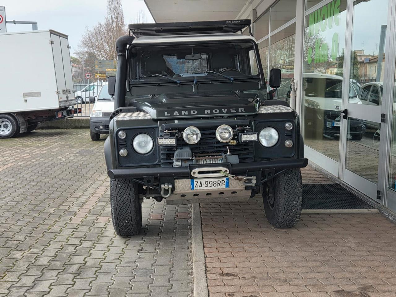 Land Rover Defender 90 2.4 TD4 Station Wagon E