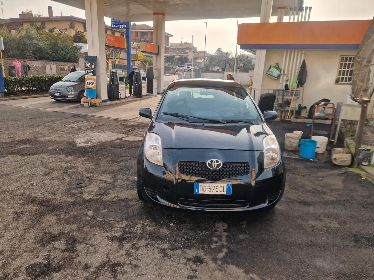 Toyota Yaris 1.0 5 porte