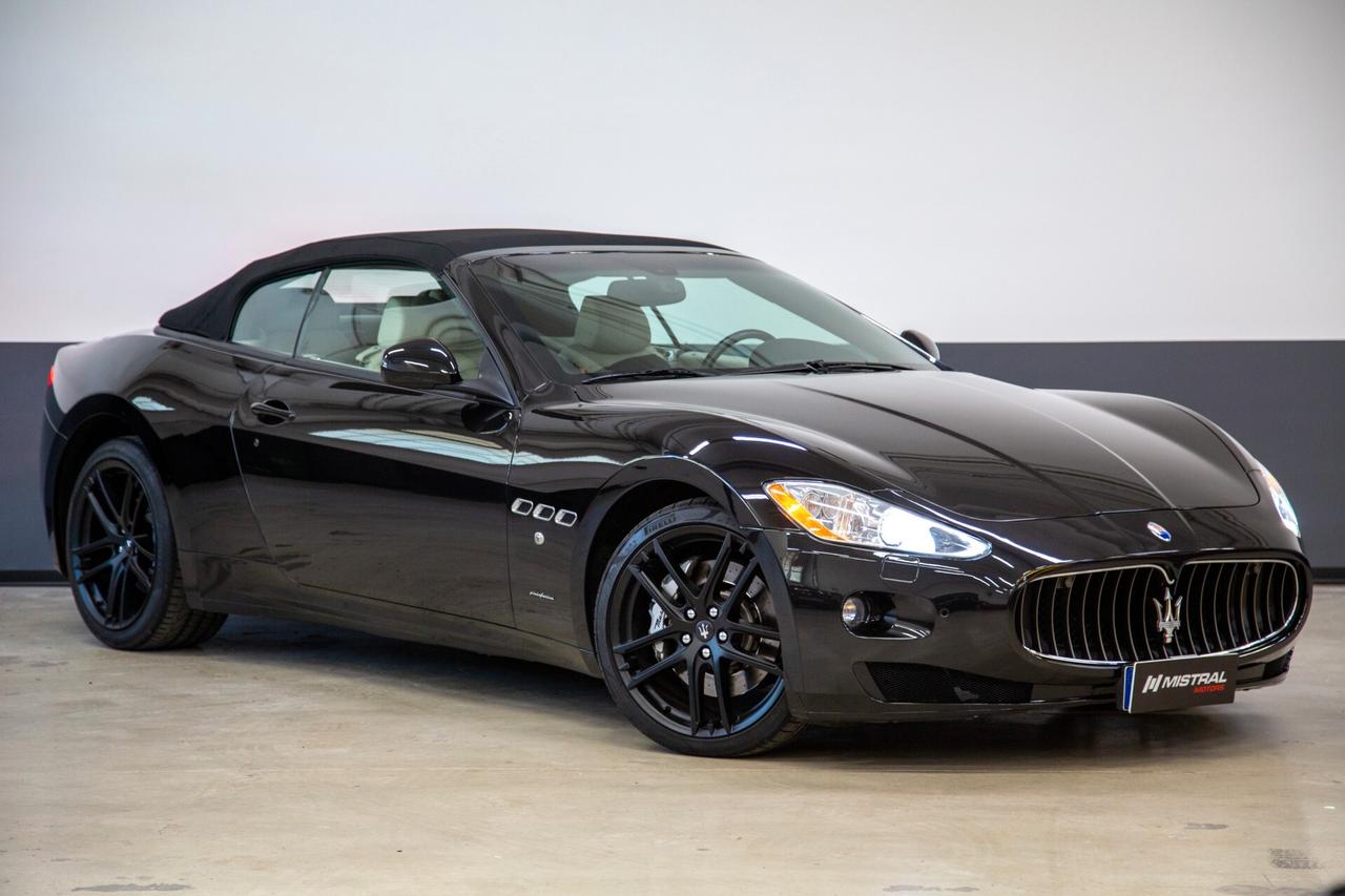 Maserati GranCabrio 4.7 V8