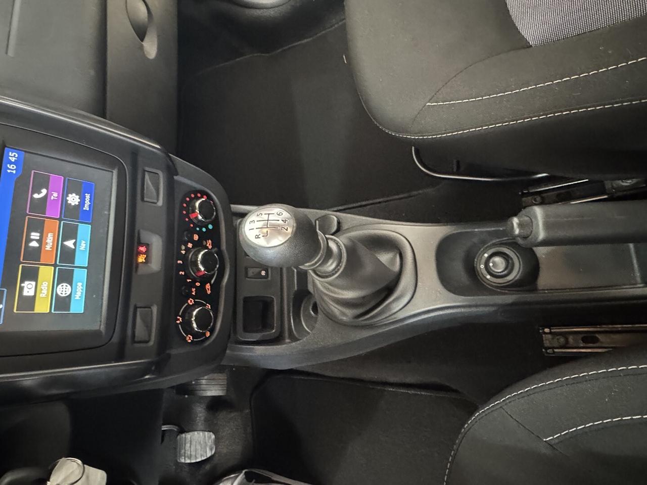 DACIA DUSTER 1.5 dci Limited U. Navigat.