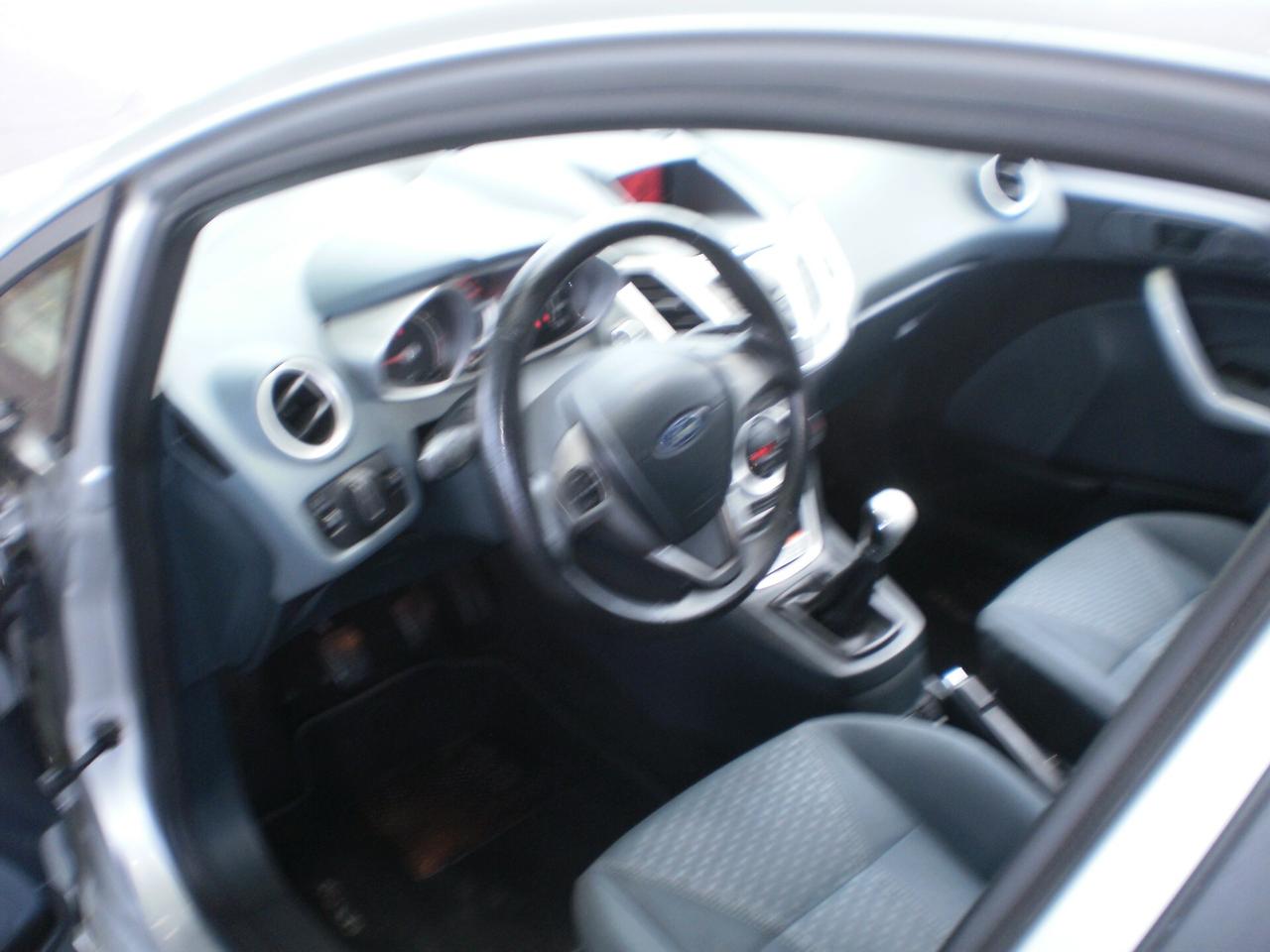 Ford Fiesta 1.2 82 CV 5 porte Titanium