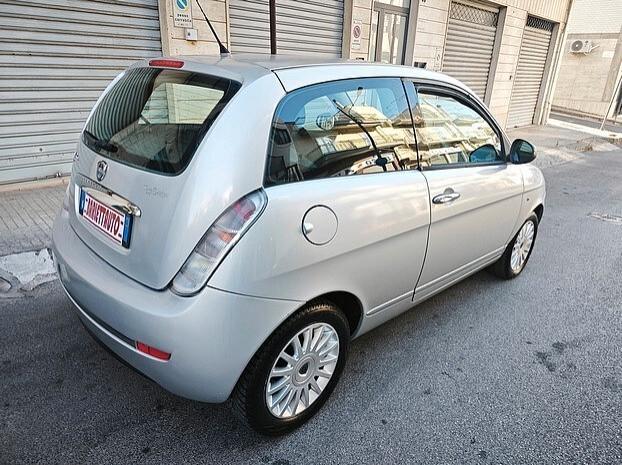 LANCIA Ypsilon 1.2 69 CV Unyca - 2012