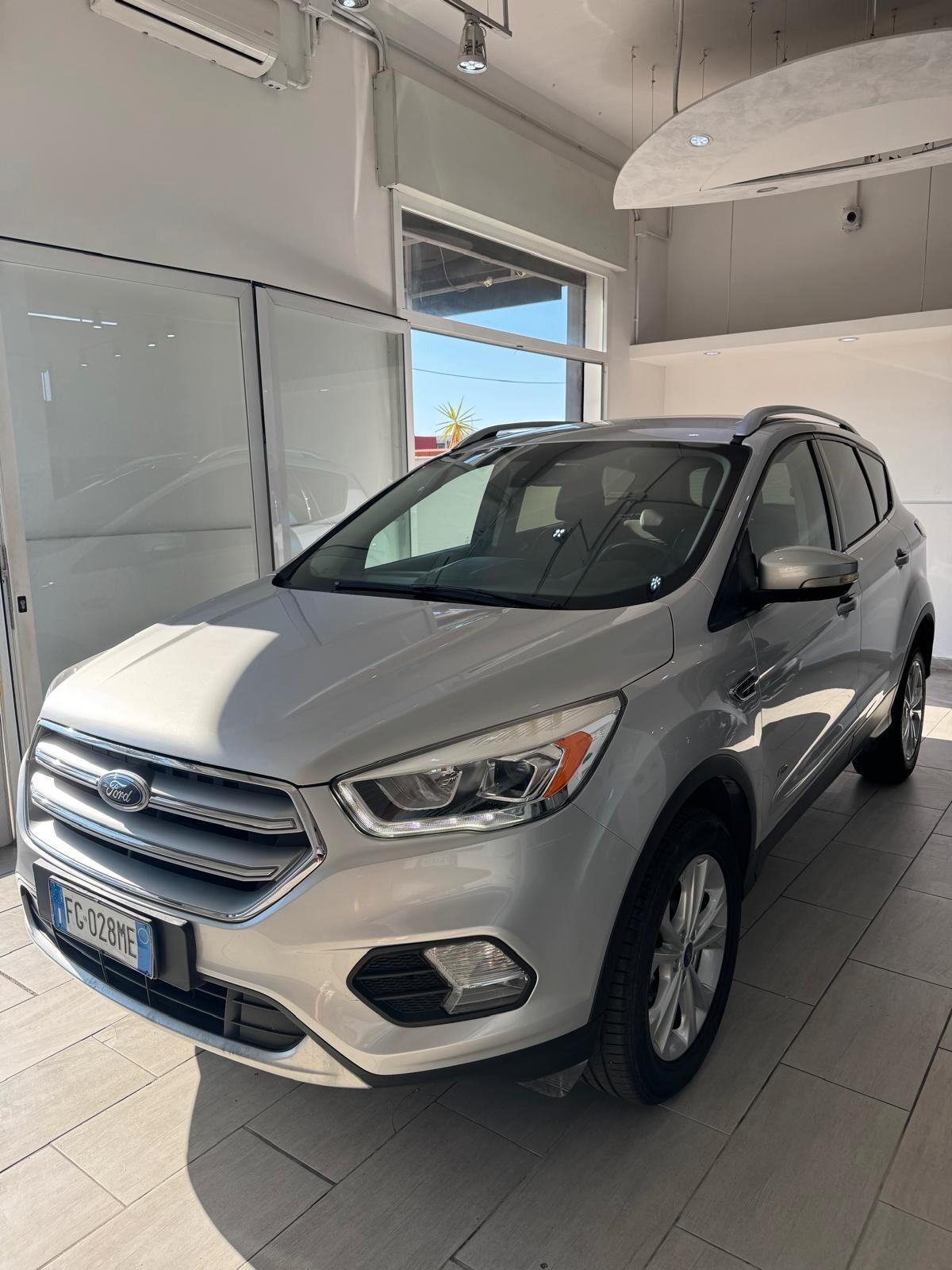 Ford Kuga 2.0 TDCI 150 CV S&S 4WD Titanium Powershift Business