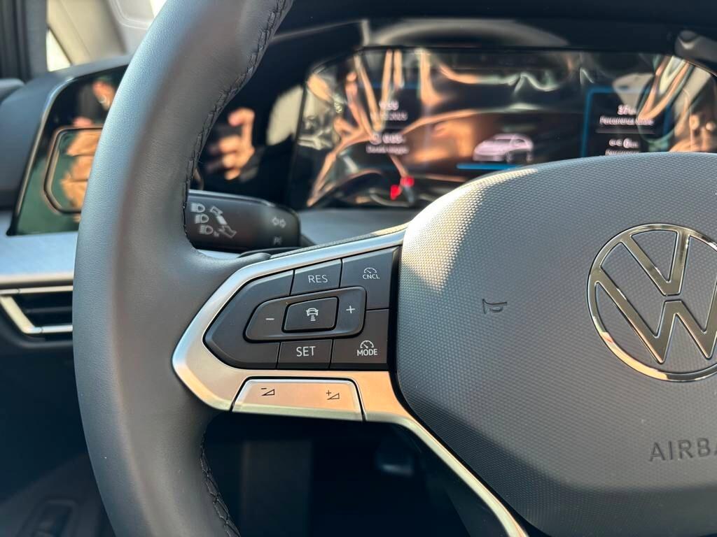 Volkswagen Golf 1.5 TSI eHybrid DSG Style 2025 / KM 0 IVA ESPOSTA TUA A SOLI 315 Euro al mese