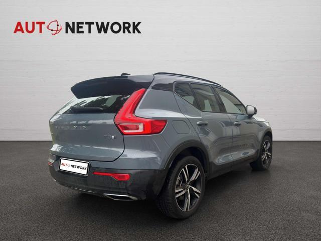 VOLVO XC40 T5 Recharge Plug-in Hybrid R-design