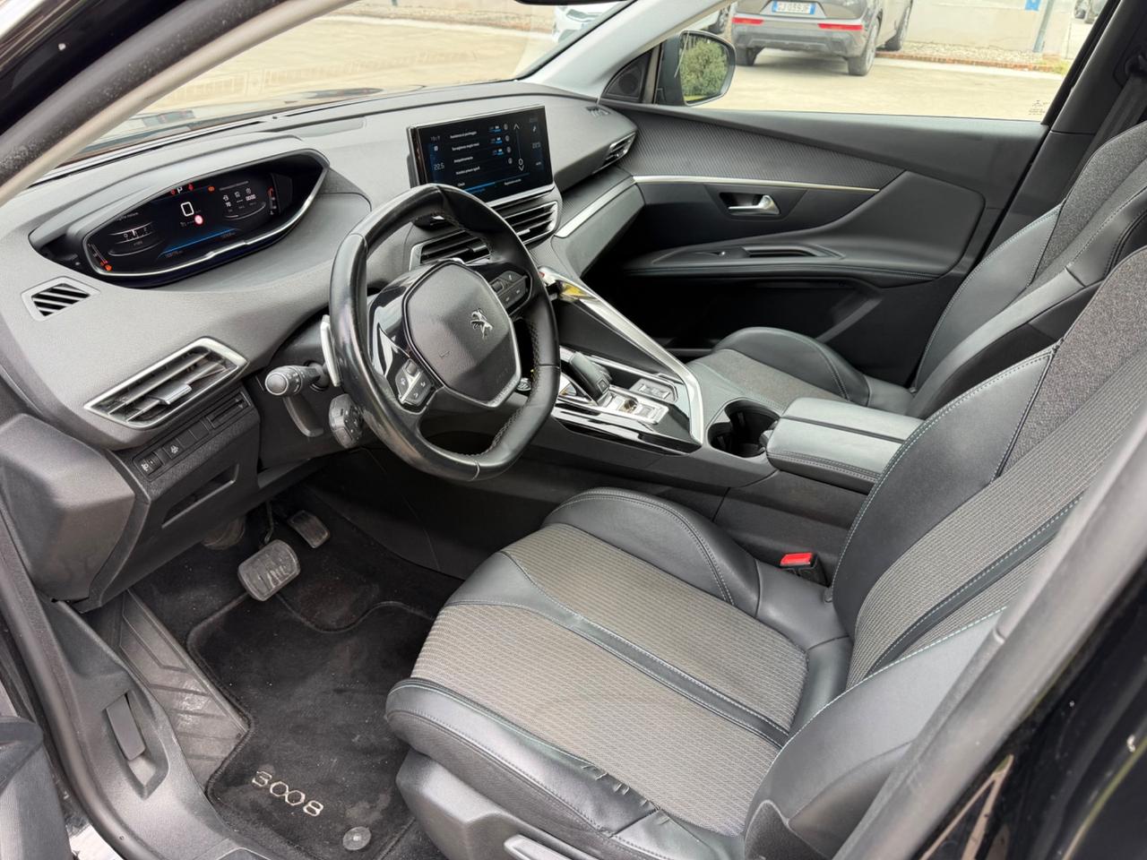 Peugeot 3008 BlueHDi 130 S&S EAT8 Allure Pack