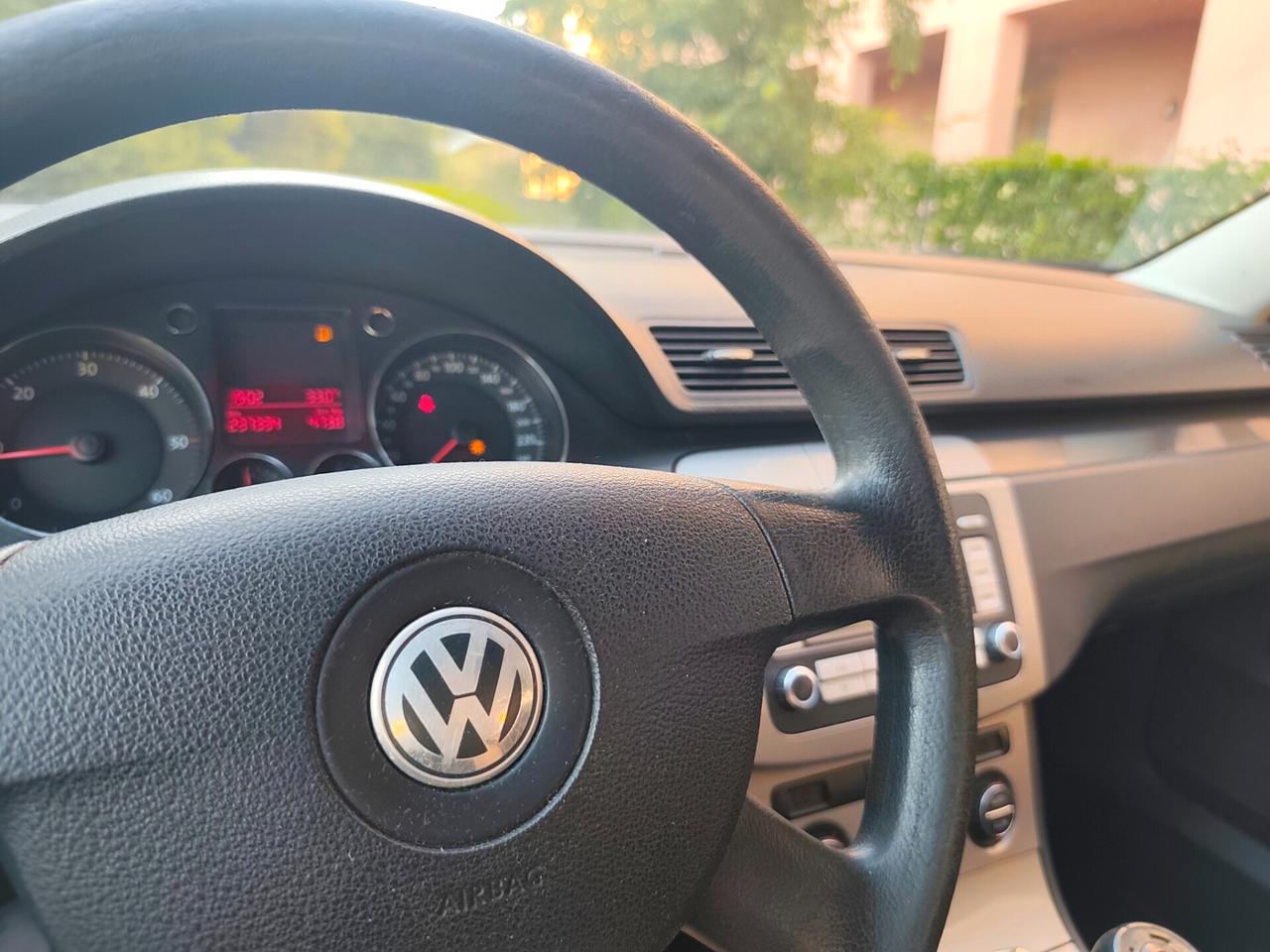 Volkswagen Passat 1.9 TDI/105 CV AUTOCARRO