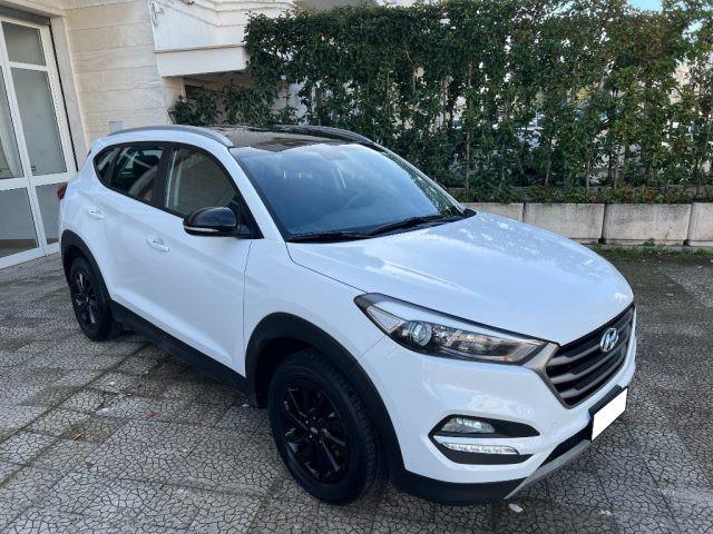 HYUNDAI Tucson 1.7 CRDi Tetto Nero