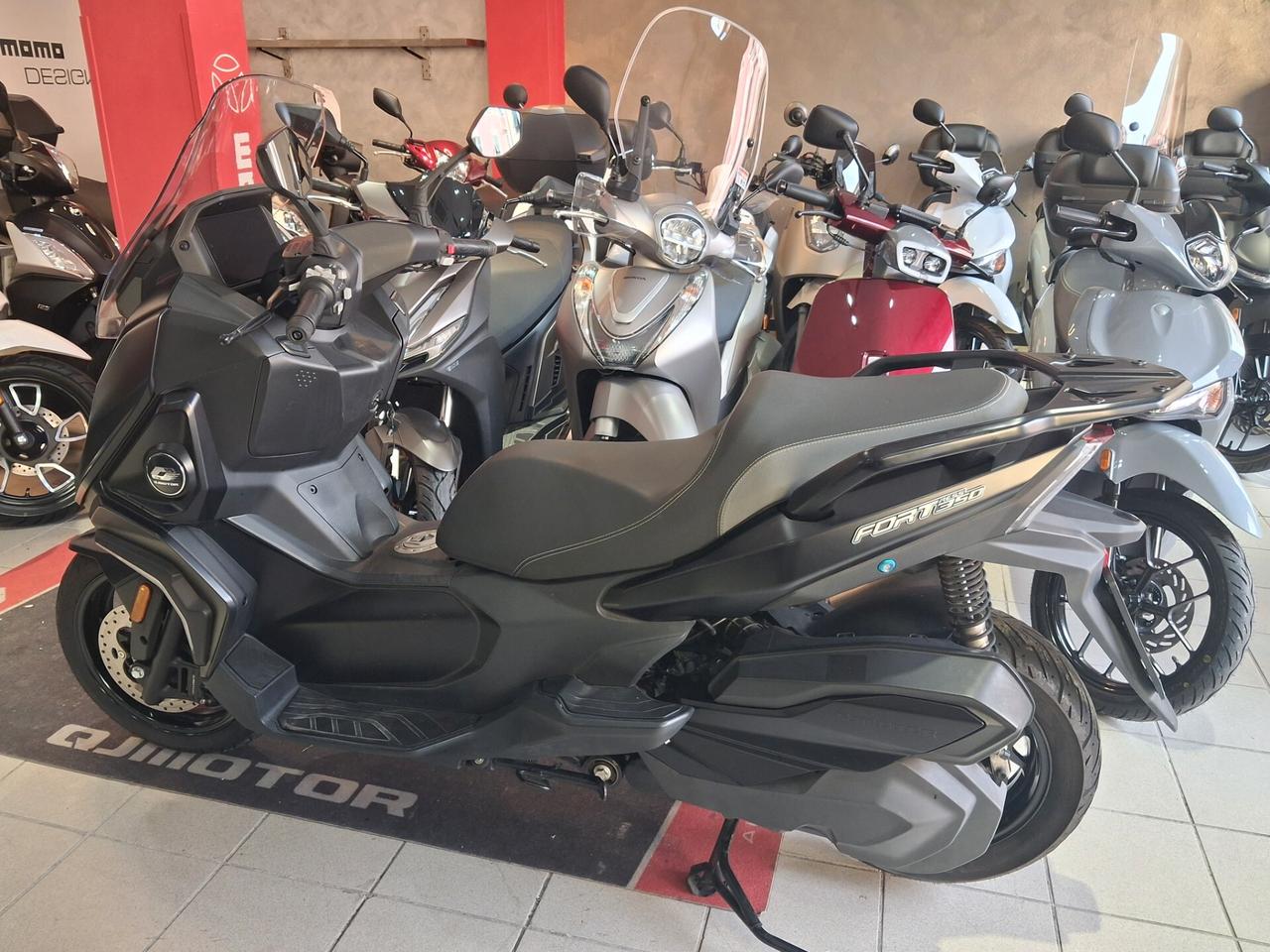 Qj Motor FORT 350 ABS + TCS