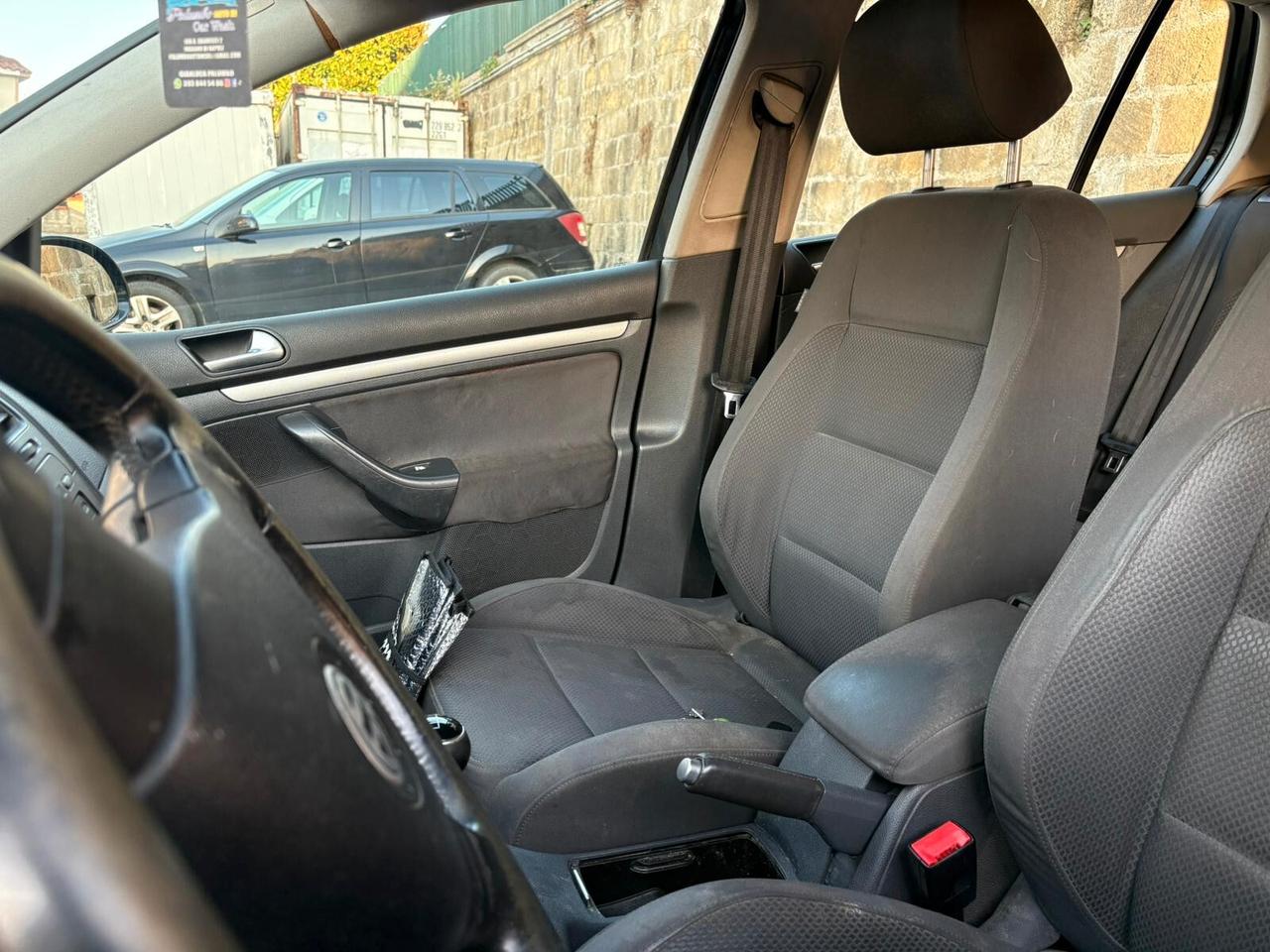 Volkswagen Golf 2.0 16V TDI 5p. Sportline