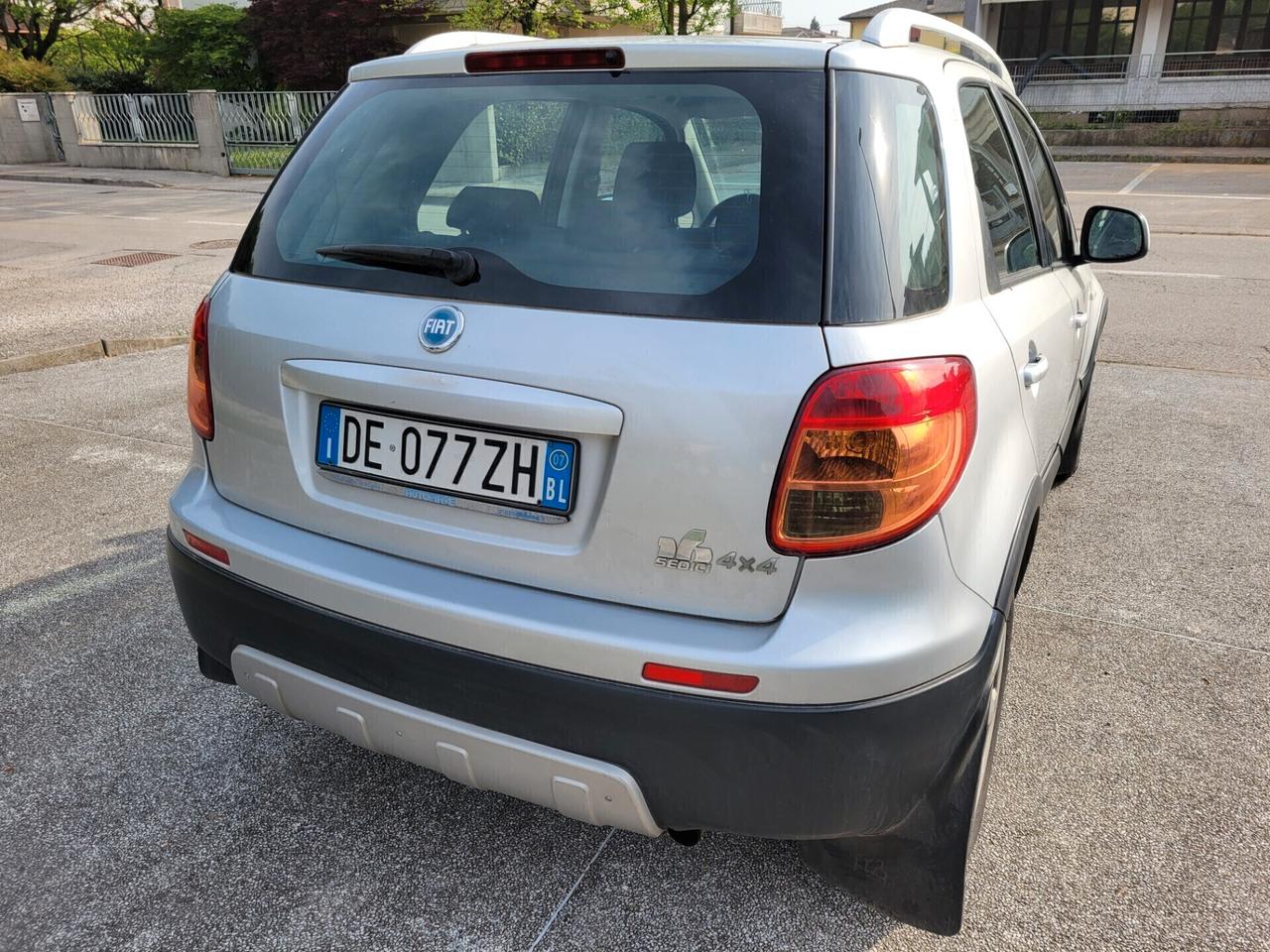 Fiat Sedici 1.9 MJT 4x4 Dynamic