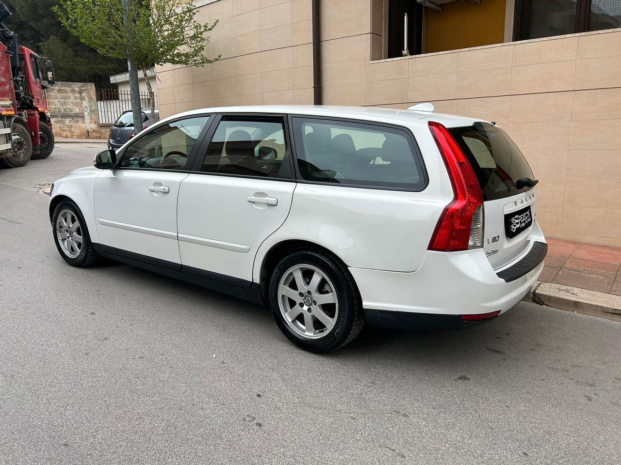 Volvo V50 1.6 D 2010