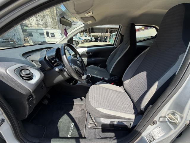 TOYOTA Aygo 1.0 VVT-i 72 CV 5 porte x-business MMT