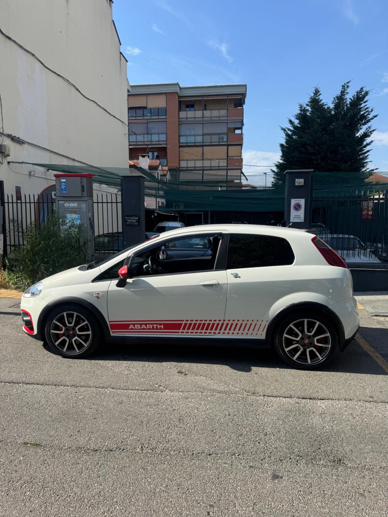 Abarth Grande Punto 1.4 T-Jet 155 cv
