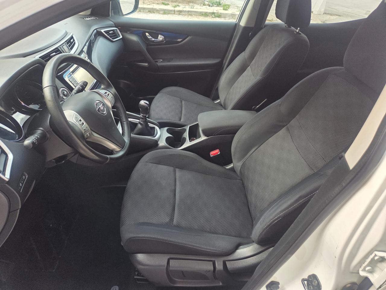 NISSAN QASHQAI TETTO PANORAMICO NAVIGAT TELECAM KMCERT