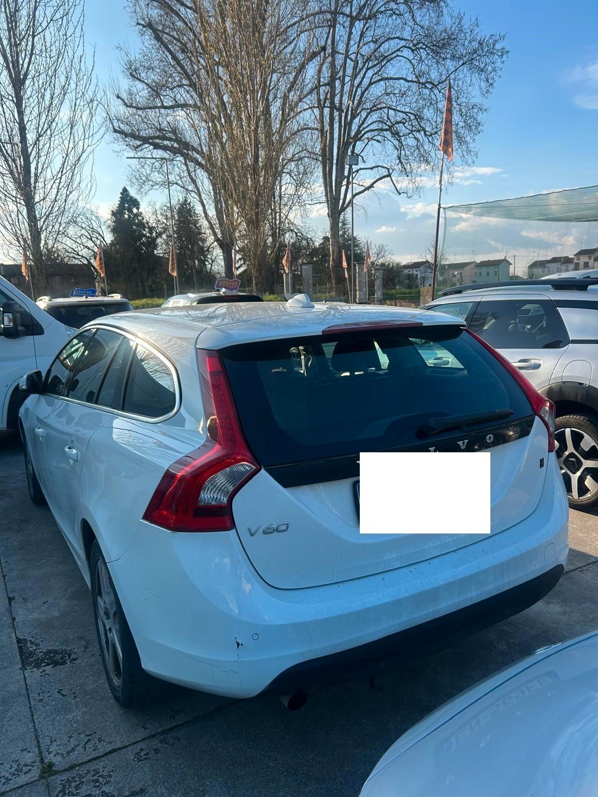 Volvo V60 D4 Geartronic Momentum automatica