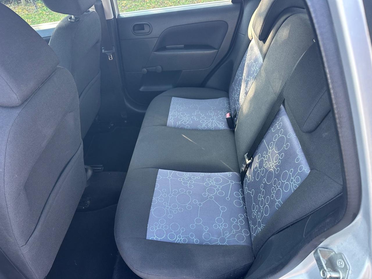 Ford Fiesta 1.2 benz 2006 NEOPATENTATI