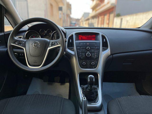 OPEL Astra 1.4B 100CV 5P Cosmo