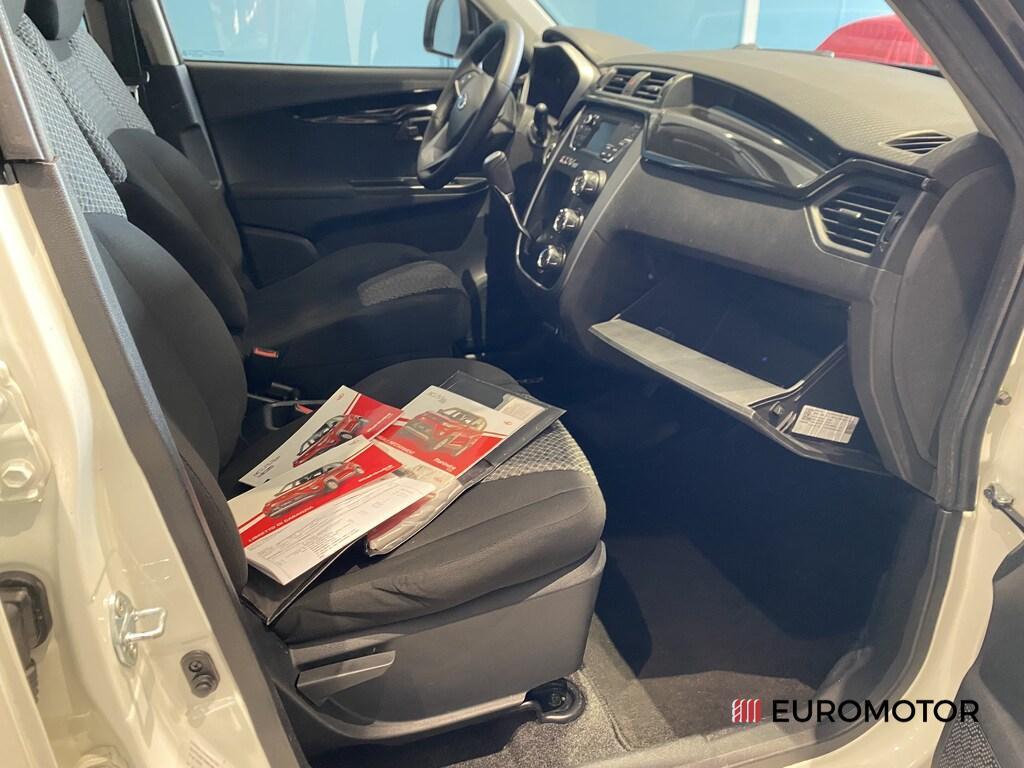 Mahindra KUV100 1.2 K8 FWD