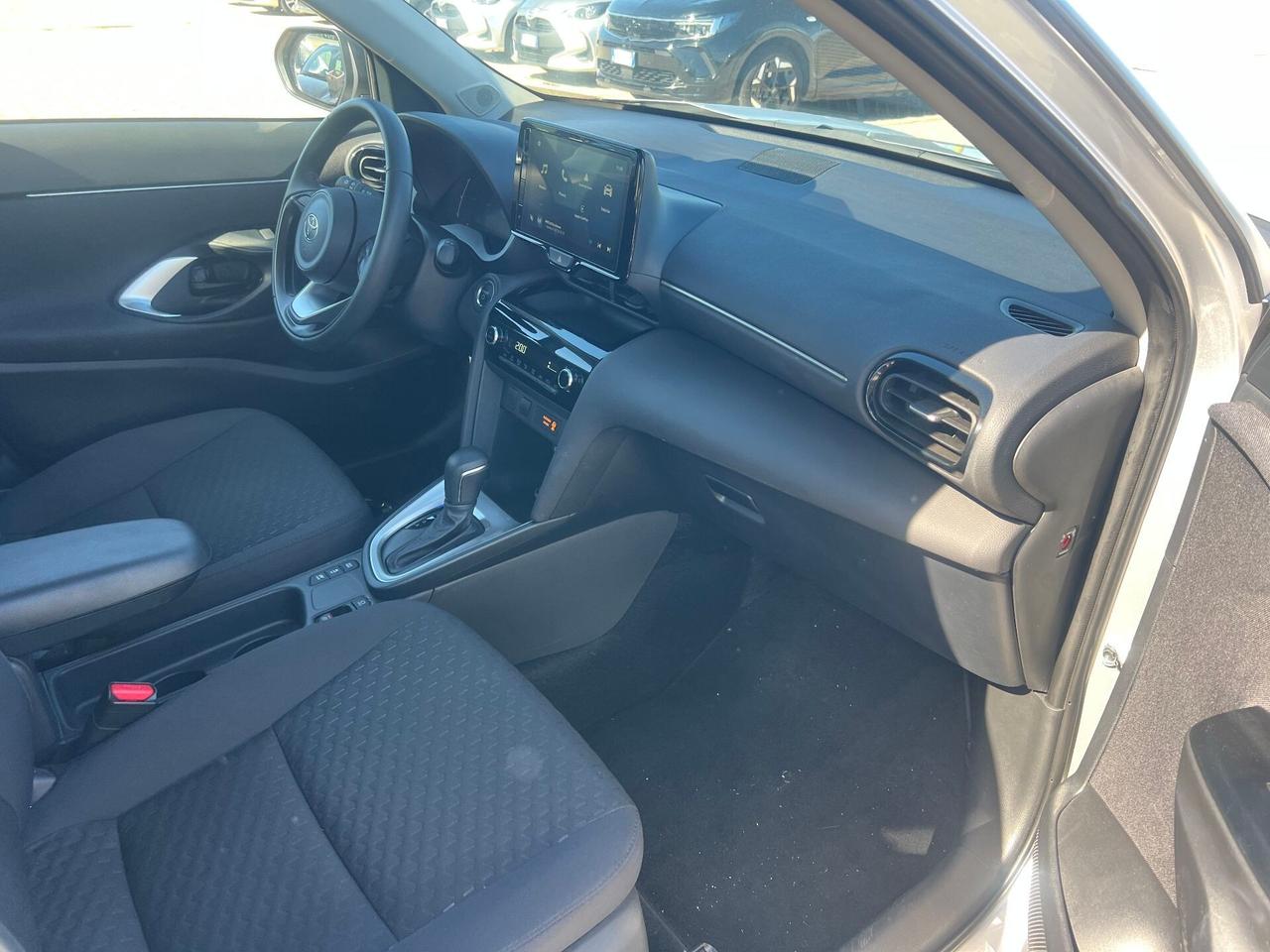 Toyota Yaris Cross 1.5 Hybrid 5p. E-CVT Active *PACK BUSINESS*