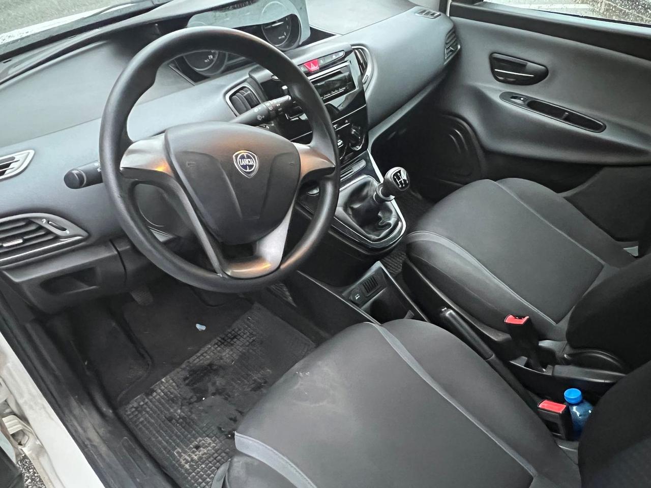 Lancia Ypsilon Silver 1.2 #8395