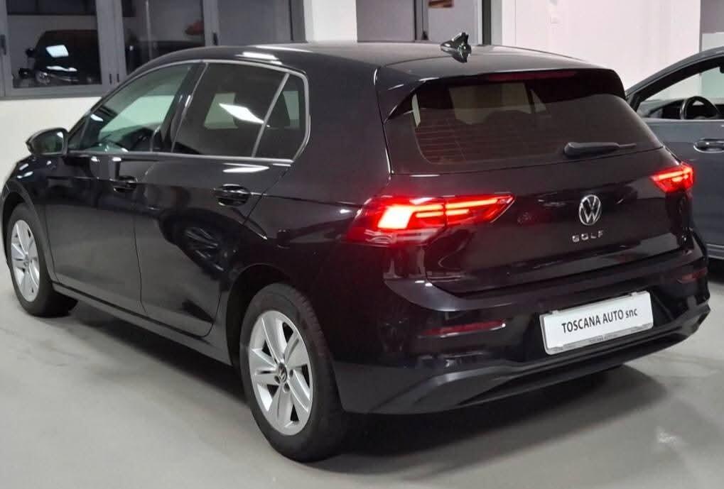 Volkswagen Golf 1.0 eTSI EVO DSG uniproprietario