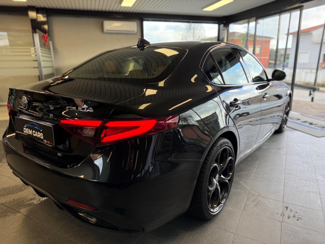 Alfa Romeo Giulia 2.2 Turbodiesel 210 CV AT8 AWD Q4 Veloce