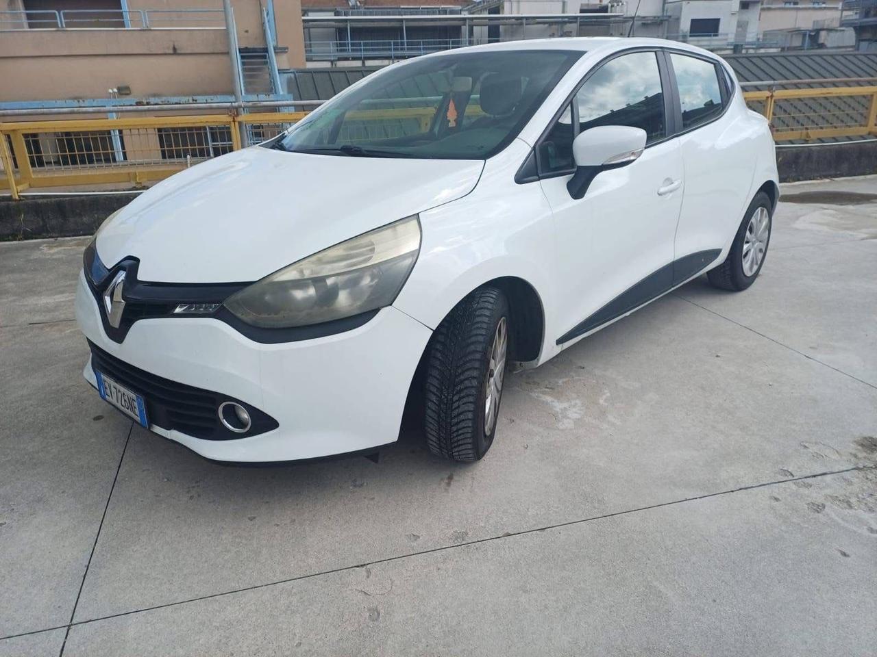 Renault Clio 1.5 dCi 8V 75CV 5 porte Costume National