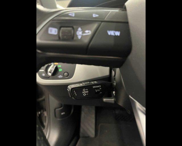 AUDI A4 Avant 40 TDI quattro S tronic Business Advanced