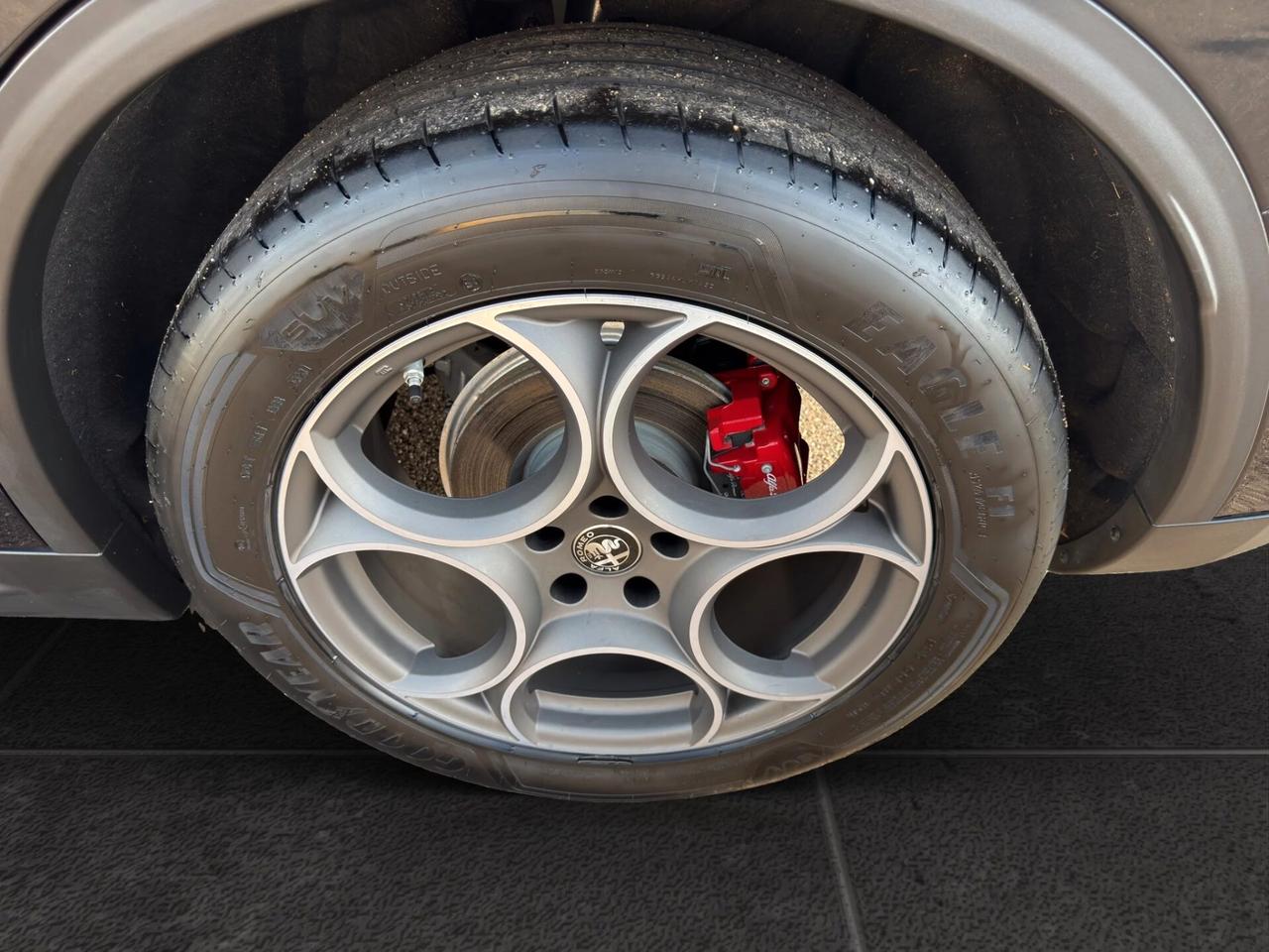 Alfa Romeo Stelvio 2.2 Turbodiesel 160 CV AT8 RWD Sprint