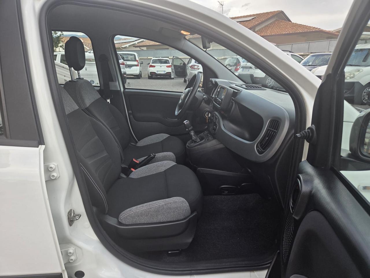 Fiat Panda 1.0 FireFly S&S Hybrid Red