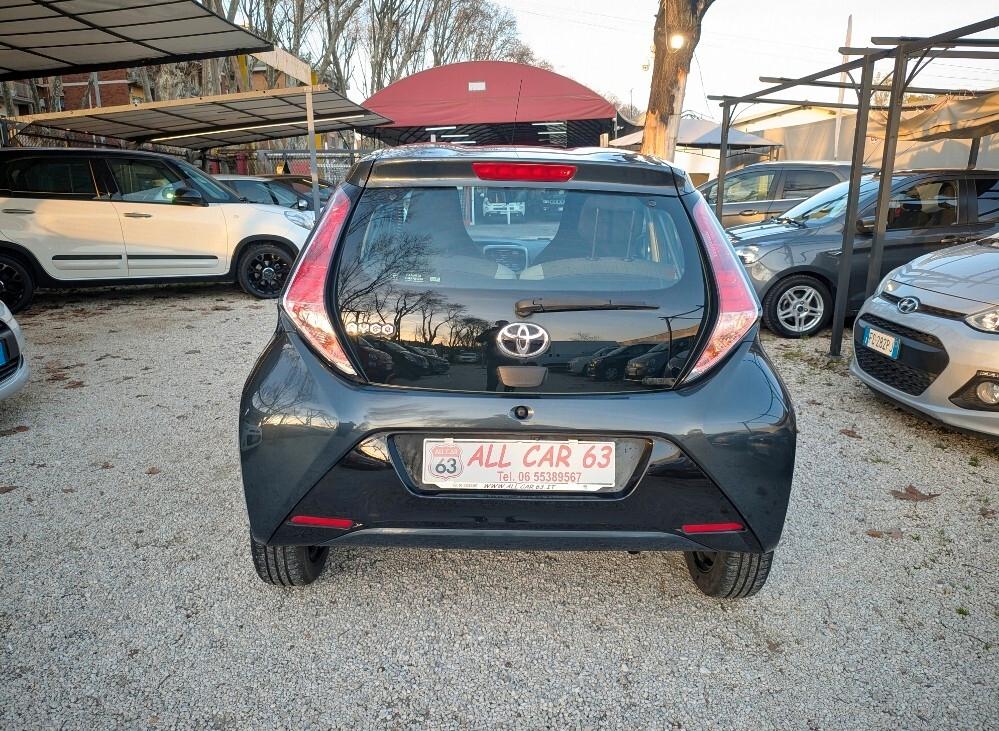 Toyota Aygo 1.0 5P X-PLAY EURO 6 OK NEOPATENTATI