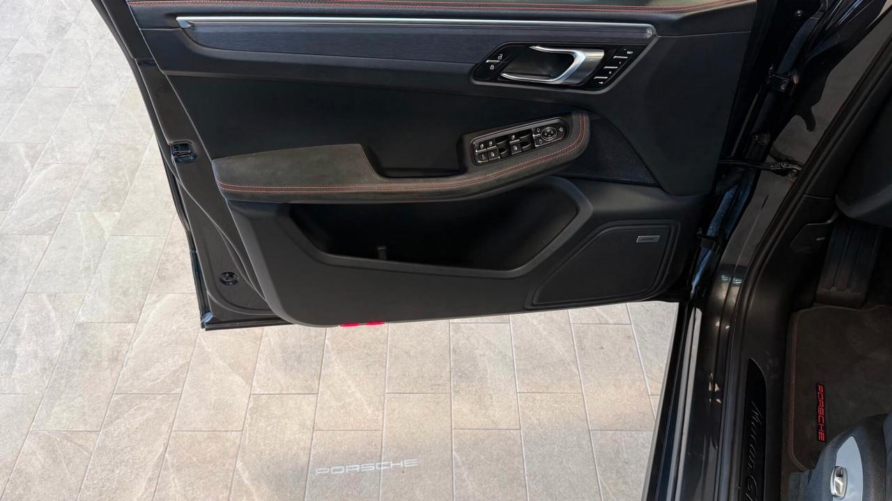 PORSCHE MACAN 2.9 GTS 441CV TETTO 2025